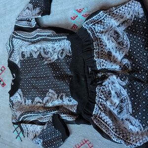 Simple Black Textured Knitwear